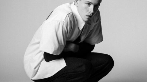 harris dickson crouching